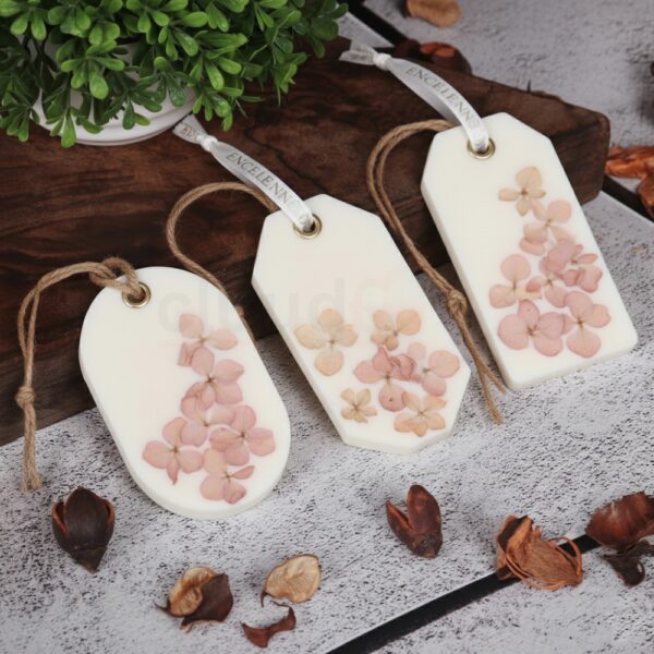Handcrafted Floral Scented Wax Sachets (Set of 3) – A Beautiful Way to Refresh Your Space